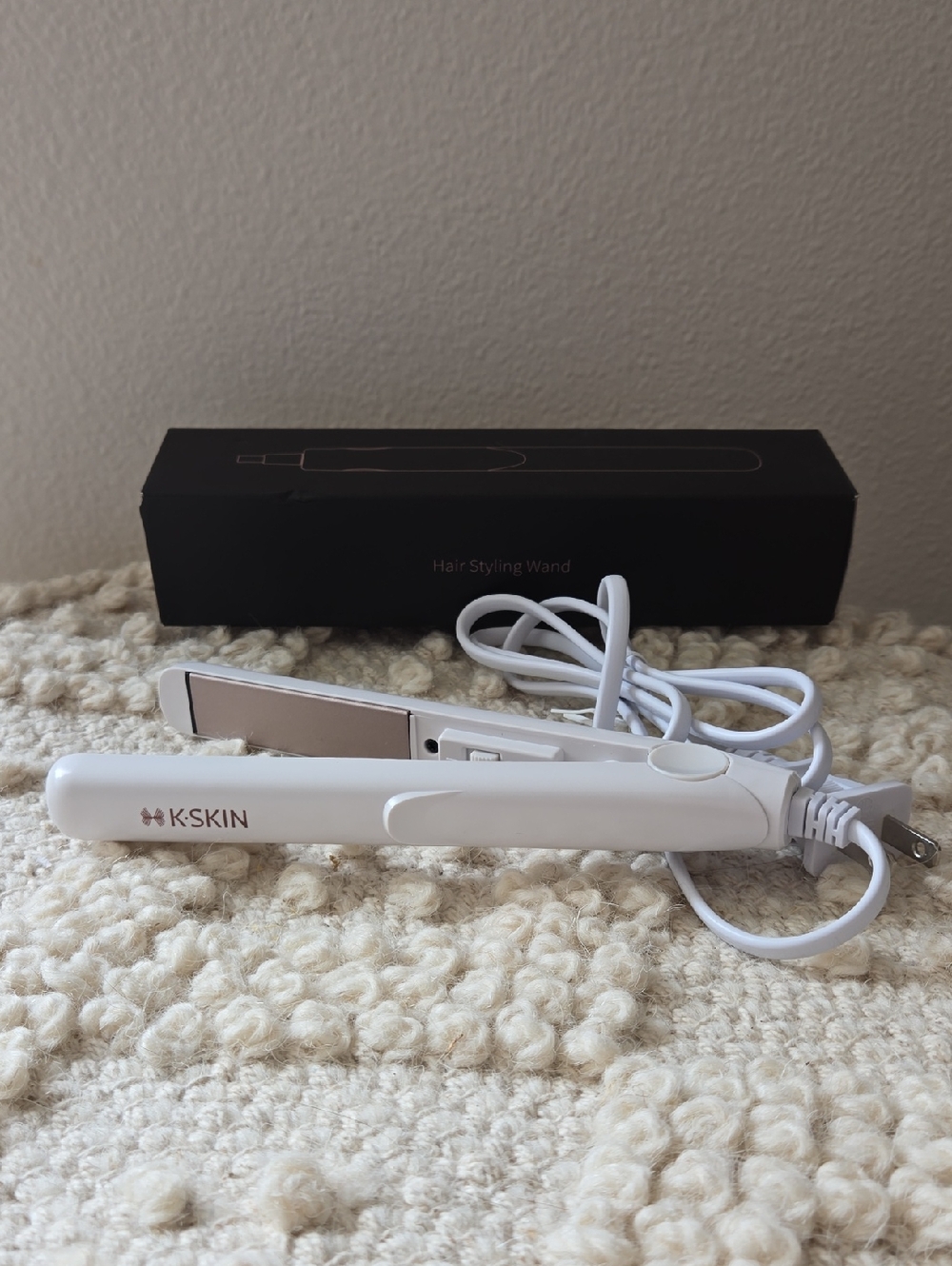 New K-Skin White Mini Hair Straightener - Portable Flat Iron